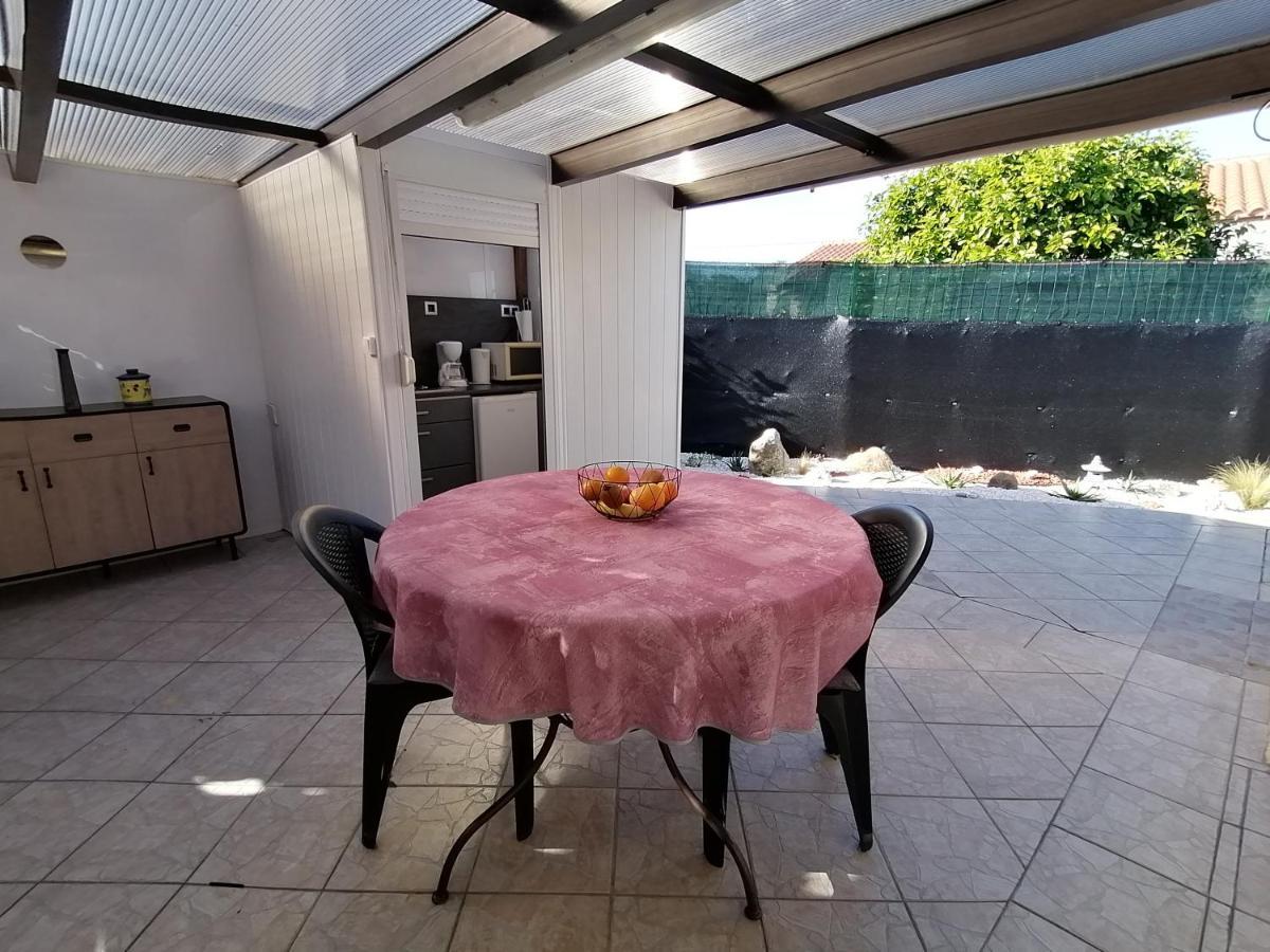 La Picholine Bed & Breakfast Sorede Bagian luar foto